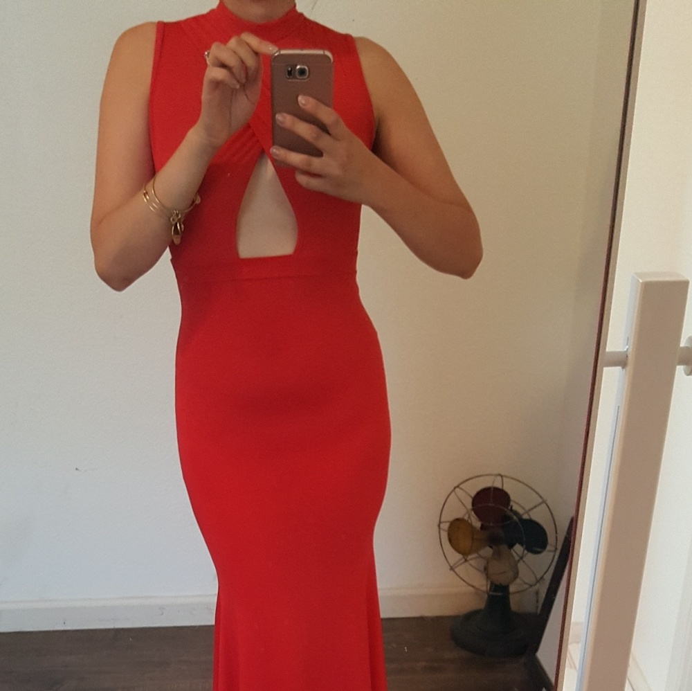 Red keyhole dress